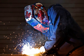 Employment in equipment manufacturing in Canada fell in 2025, group says