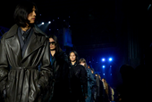 Burberry’s Cautious Outlook Disappoints After Sales Boost