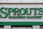Sprouts to anchor new shopping center in fast-growing city