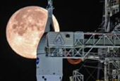 Nasa targets early March to send humans back around the Moon
